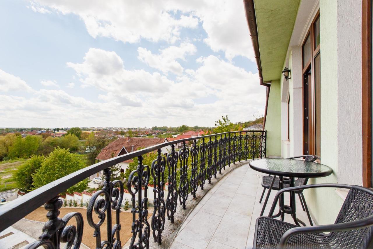 Rya Residence Oradea Eksteriør billede